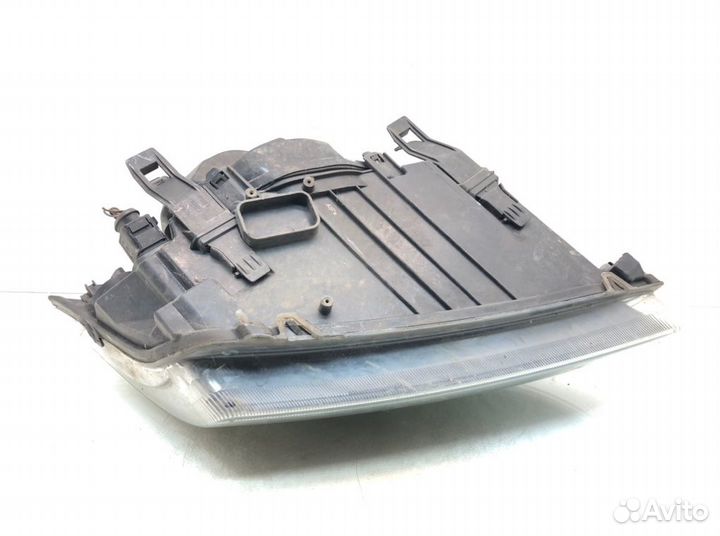 Фара левая Ford Focus 2 1.6 I 2005