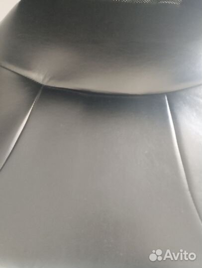 Компьютерное кресло кожаное экокожа новое