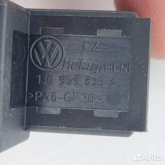 Кнопка открывания бензобака Volkswagen Passat B5.5