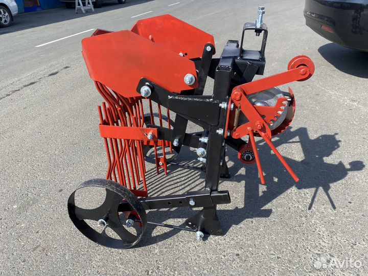 Картофелекопалка для мотоблока
