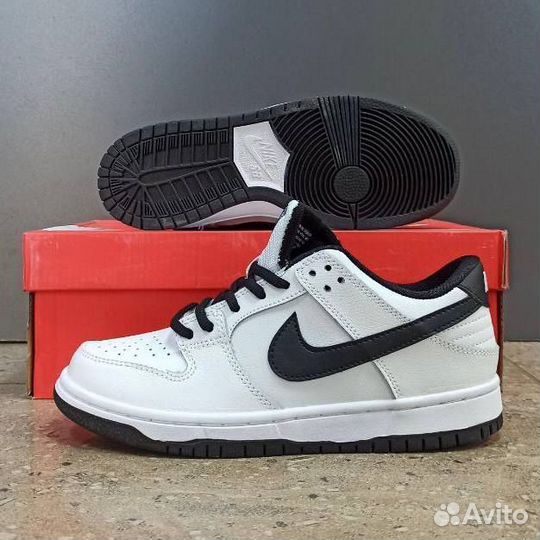 Кроссовки Nike SB Dunk low