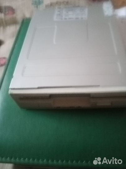 Продам дискетник