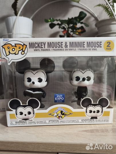 Funko Pop mickey mouse & minnie mouse