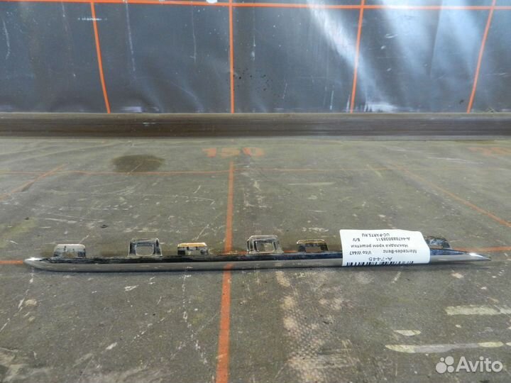 Накладка решетки радиатора - Mercedes-Benz Vito