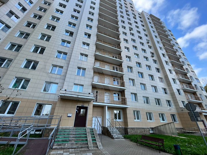 3-к. квартира, 91,3 м², 2/17 эт.