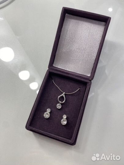 Серьги и кулон