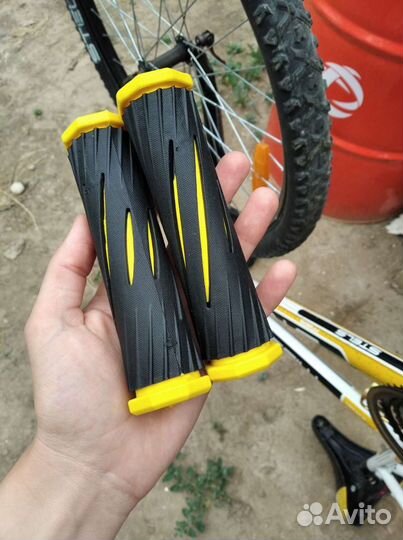 Грипсы для велосипеда