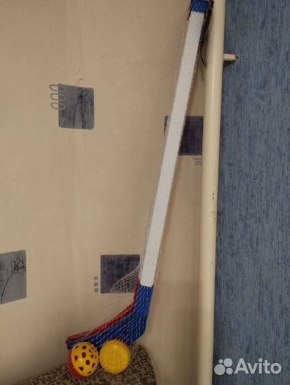 Клюшка хоккейная детская 2шт, мяч и шайба