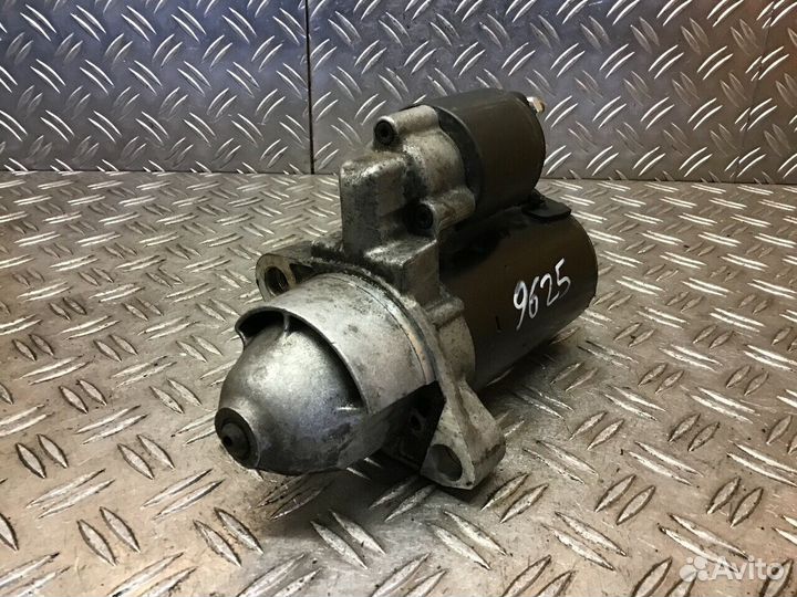 Стартер Audi A4 A6 A8 Passat B5