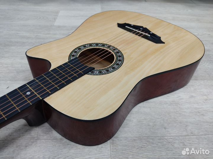 Акустическая гитара бу