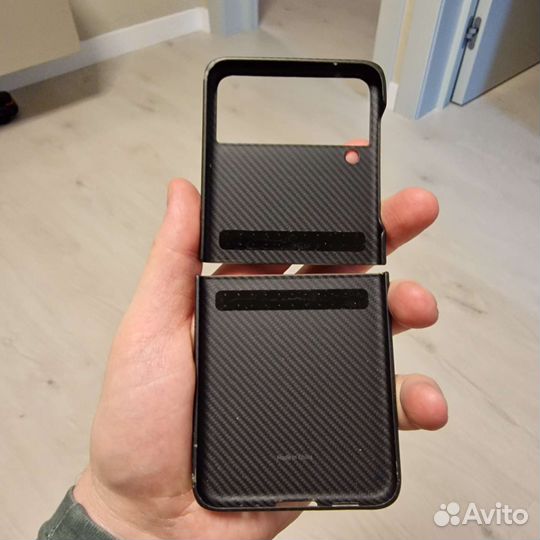 Карбоновый чехол Samsung galaxy z flip 3