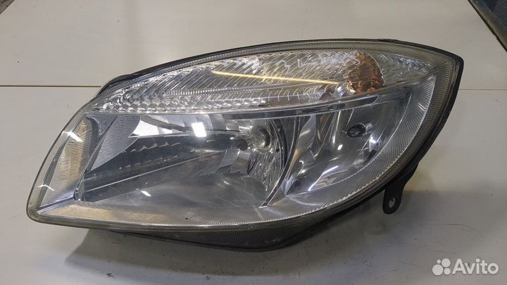 Фара (передняя) Skoda Fabia, 2009