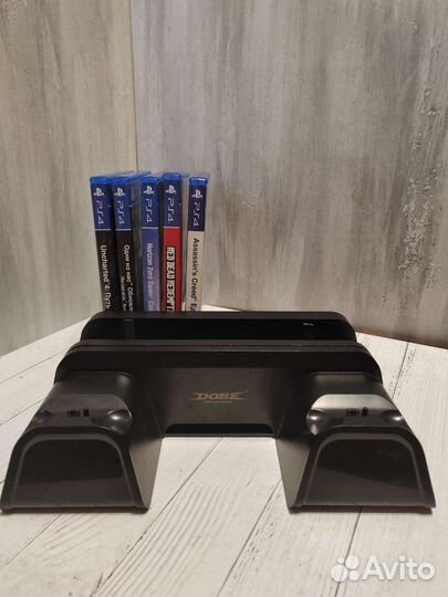 PlayStation 4 slim с кучей игр