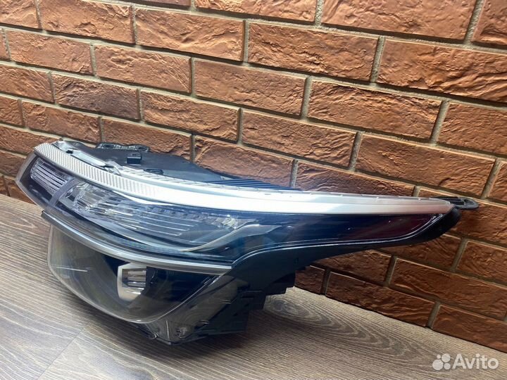 Фара левая Kia Seltos Галоген Без Дхо Оригинал