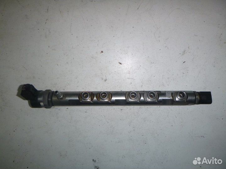 Рейка топливная (рампа) BMW X1 E84 2009