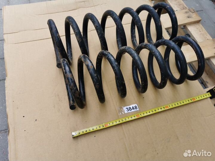 Пружина задняя