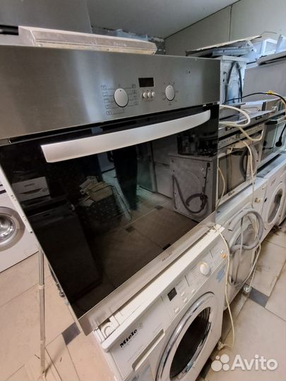 Духовой шкаф Miele