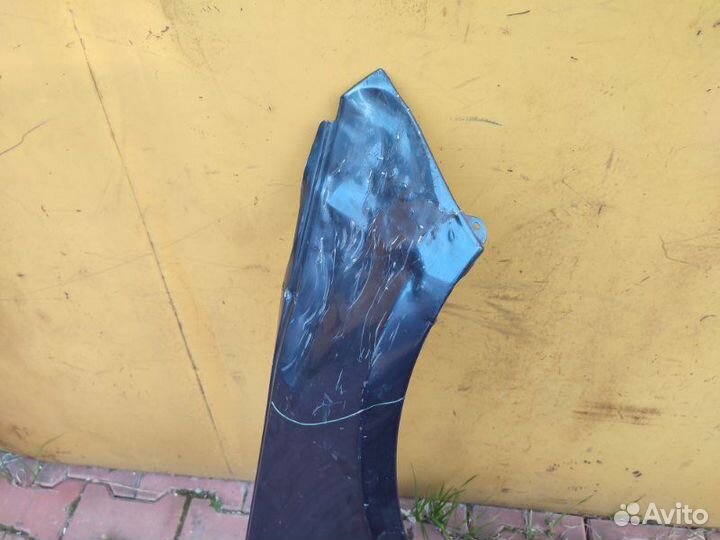 Крыло переднее правое переднее правое Mercedes