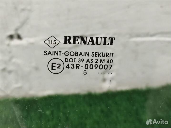 Стекло переднее правое Renault Clio 3 2006