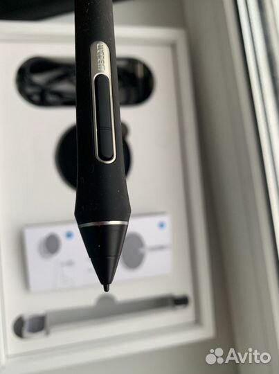 Графический планшет Wacom Intuos Pro S