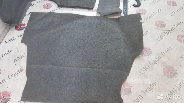 Комплект обшивки багажника BMW E32