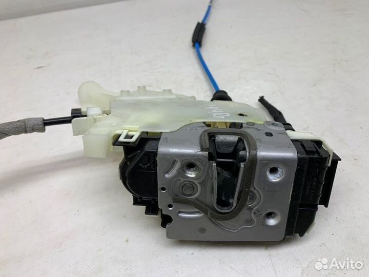 Замок двери передний правый Mercedes-Benz E W212