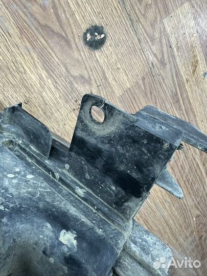 Фара на nissan teana