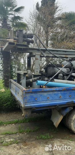 Буровая установка. На воду