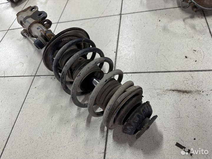 Стойка передняя правая в сборе Лифан Lifan x50