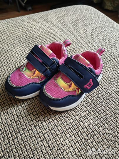 Кроссовки tombi 25