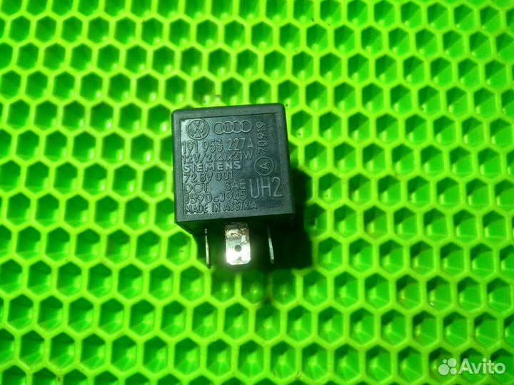 Реле поворотов 21 Audi VW