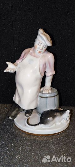 Фарфоровая статуэтка Кот и Повар