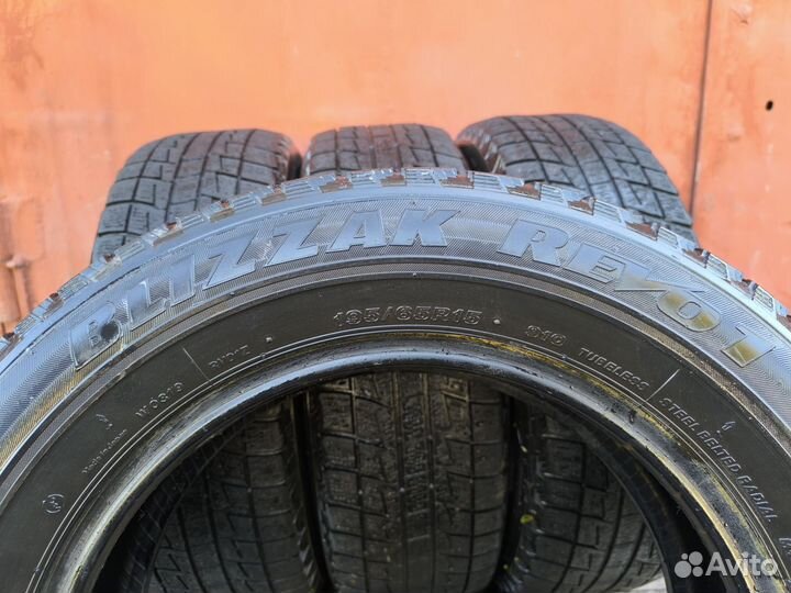 Bridgestone Blizzak Revo1 195/65 R15 91Q