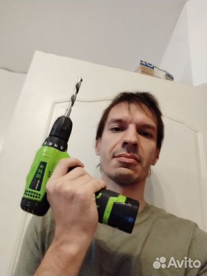 Повесить полку, собрать стол, починить кран