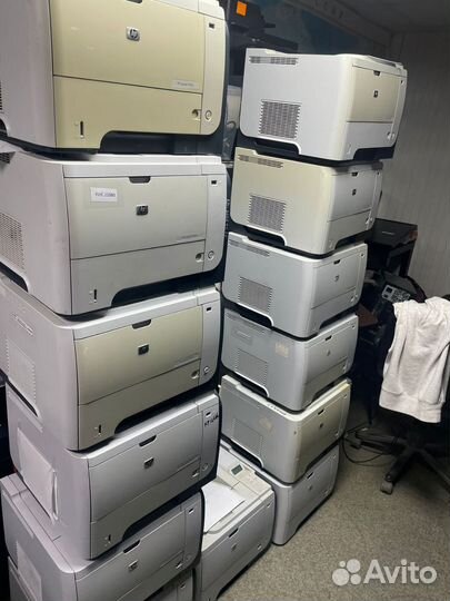 Принтера лазерные hp 3015 лот 13шт