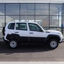 Новый ВАЗ (LADA) Niva Travel 1.7 MT, 2024, цена от 1 169 000 руб.