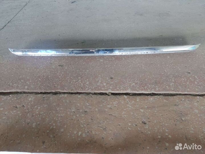 Молдинг заднего бампера Тойота Хайлендер 10-13 г.в