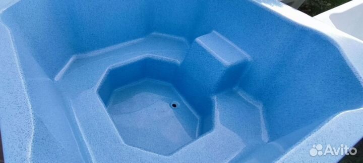 Гидромассажная ванна KUP-6838