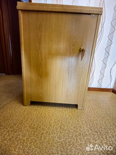 Продам швейную машину