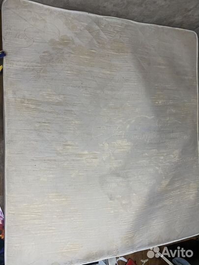 Матрас 180 на 200 бу