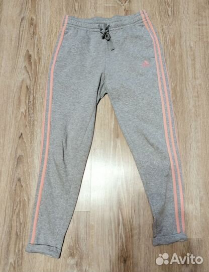 Спортивный костюм adidas 42-44