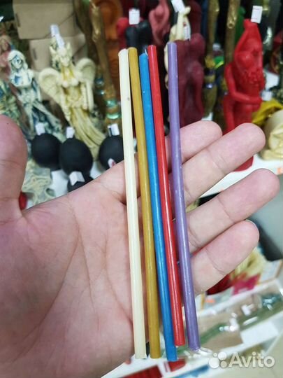 Цветные восковые свечи(Белые, черные, цветные)