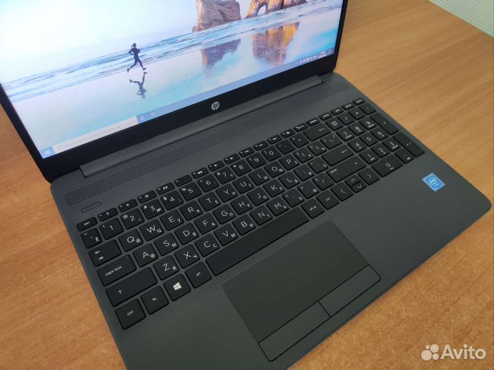 Свежий и тонкий ноутбук HP для дома и офиса