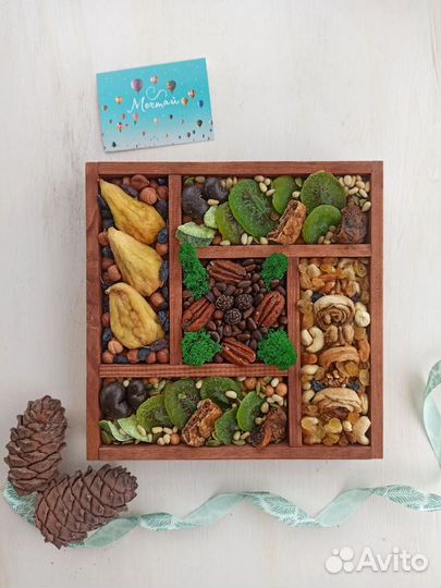 Подарочный бокс