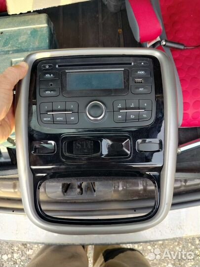 Магнитола 2 din рено дастер с рамкой