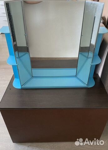 Полка зеркальная