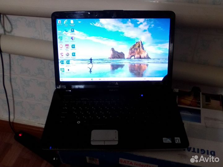 Ноутбук dell A860 vostro