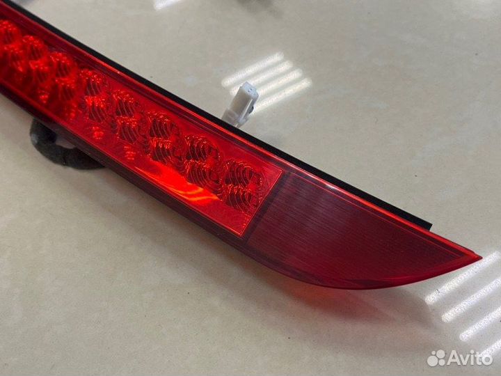 Стоп-сигнал дополнительный Hyundai Grand Santa Fe