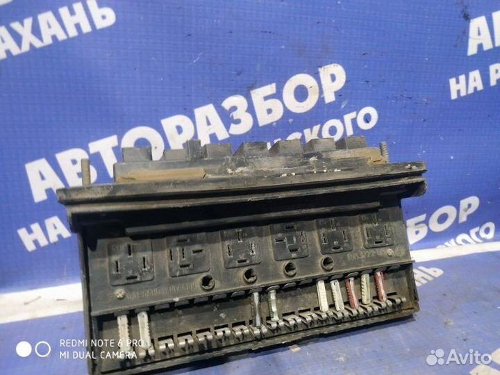 Блок предохранителей Ваз Лада 2105 седан 2106 2004