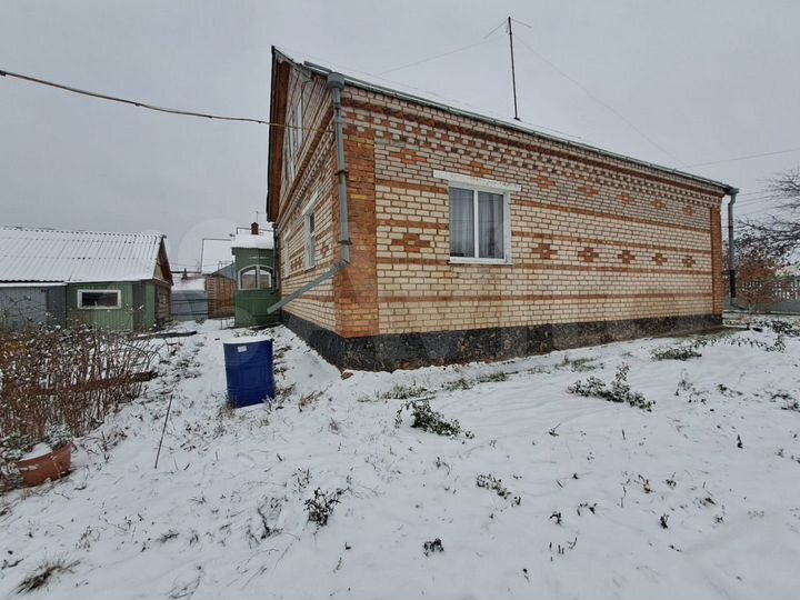 Дом 100 м² на участке 8,5 сот.